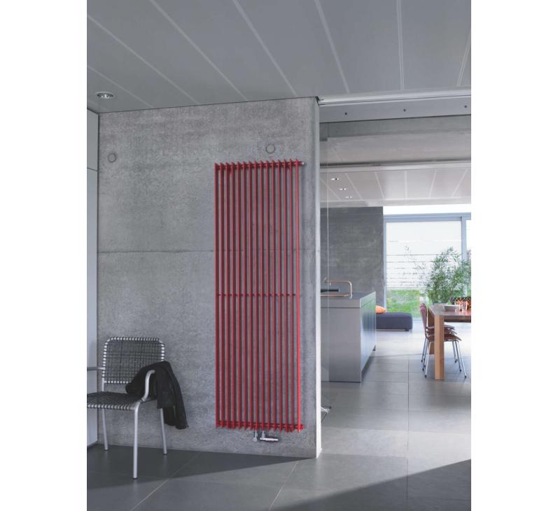 Clarian vertical simple - RX  | Acova_rad_clarian_RX_vertical_EC_coul_ruby_red_amb_BD.jpg